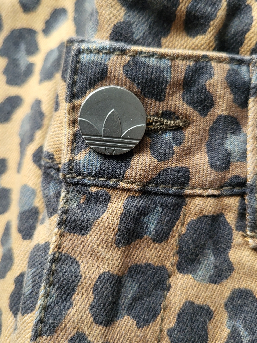 adidas Wide Leg Leopard Print Jeans with White Stripes - Picture 5 of 11